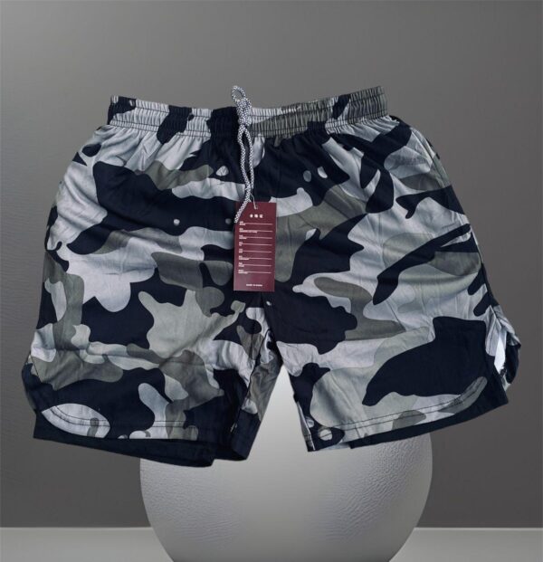 Short militaire noir et blanc pour homme – Alliant style et confort, idéal pour les activités en plein air, les sorties décontractées ou le sport