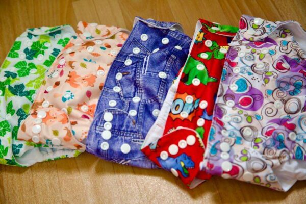 Couche Réutilisable pour Bébé (0 à 3 ans / 3 à 15 kg) - Confort, Économie et Écologie – Image 4