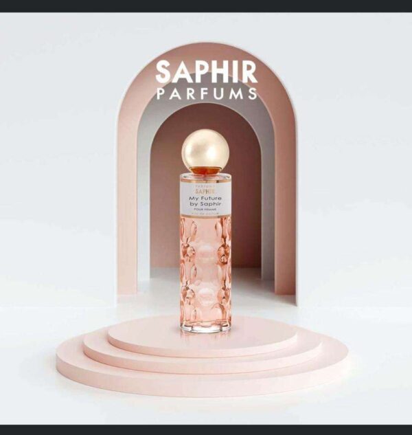 Saphir - Eau de Parfum pour Femme 200ml - My Future by Saphir : Une fragrance captivante qui incarne la féminité moderne avec des notes florales et boisées envoûtantes."