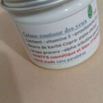 Crème Contour des Yeux : Hydratation Intense et Réduction des Cernes pour un Regard Éclatant et Rafraîchi.