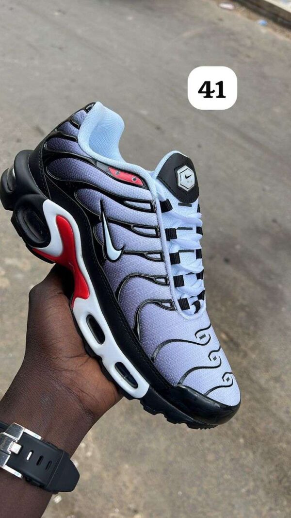 Baskets épaisses - Chaussures de sport pour un confort maximal et un style audacieux. Idéales pour le sport ou un look streetwear moderne, avec un excellent amorti. – Image 11