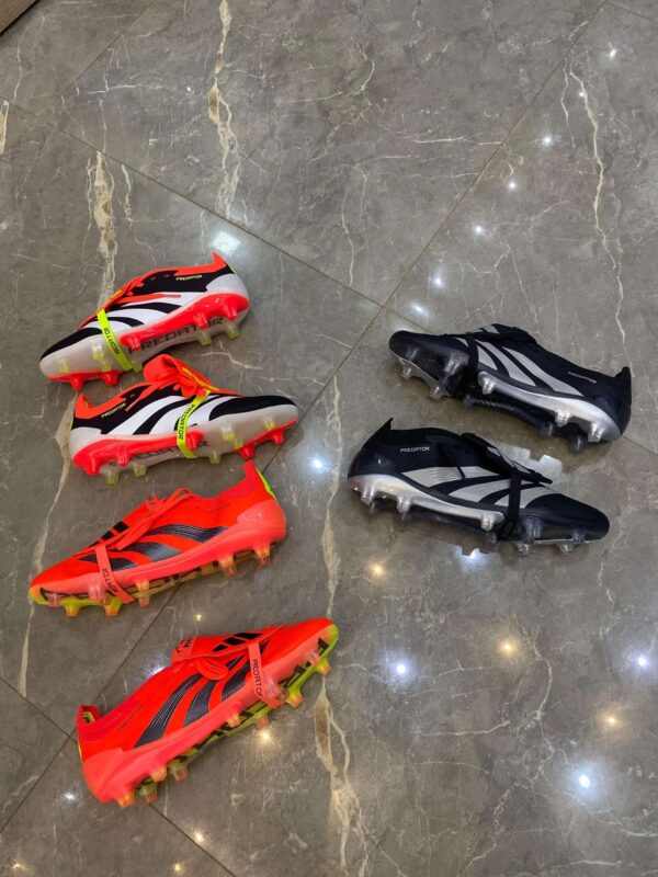 Predator - Chaussures de football : maîtrise et contrôle total. Crampons conçus pour une précision ultime sur le terrain, alliant puissance, adhérence et confort. – Image 2