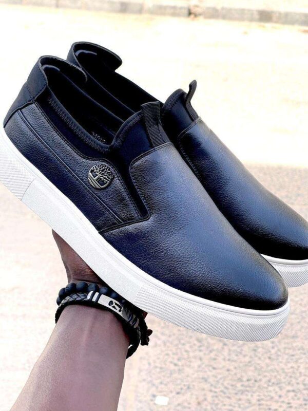 Chaussures baladeuses en cuir pour hommes : confort et style pour toutes vos aventures. Parfaites pour la randonnée ou les promenades en ville, alliant durabilité et esthétique. – Image 4
